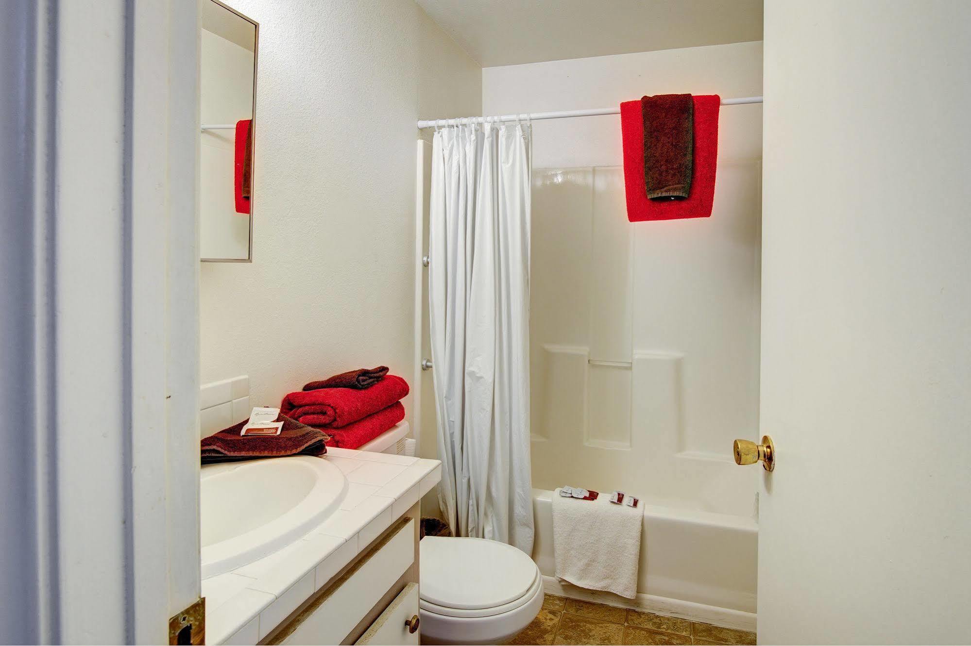 Crimson Hills Motel Parowan Екстериор снимка